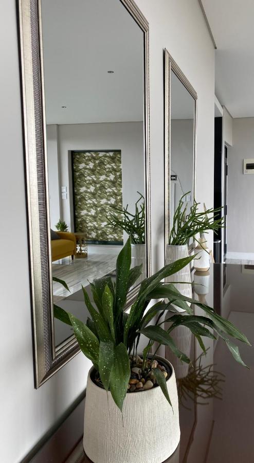 Cambridge Suites -#1 Spectacular Balcony كيب تاون المظهر الخارجي الصورة